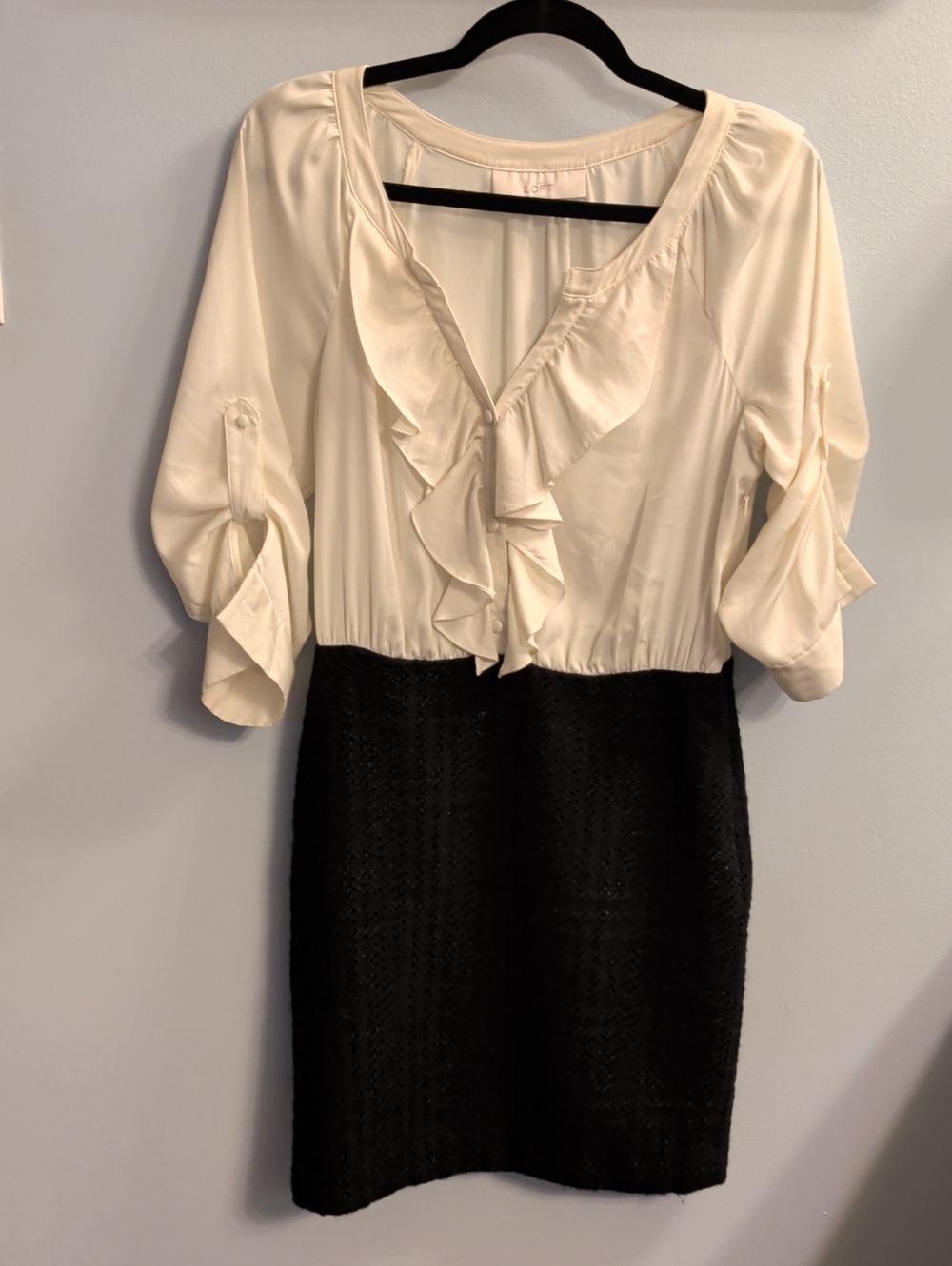 🍉LOFT Cream Ruffle Blouse with Black Pencil Skirt Dress